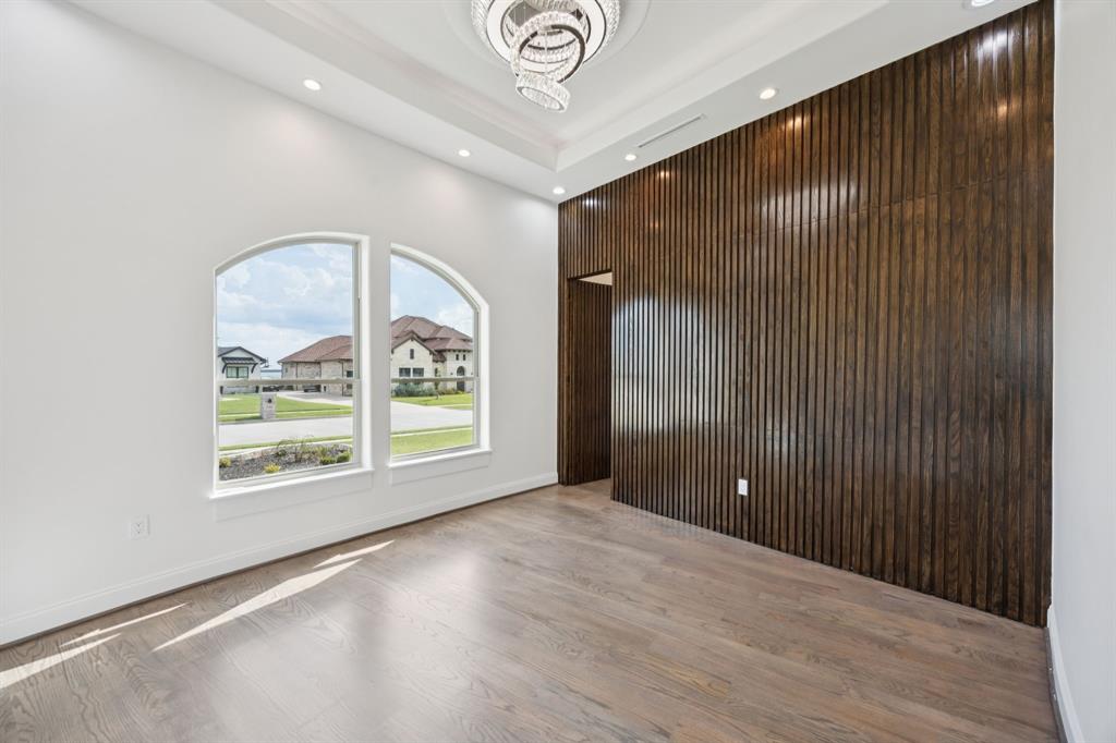 1933 Noe Boulevard Property Photo 23