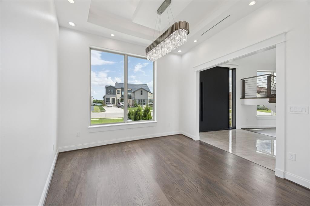 1933 Noe Boulevard Property Photo 24