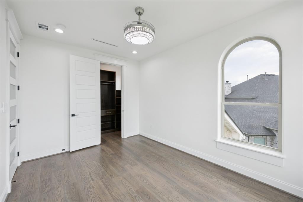 1933 Noe Boulevard Property Photo 36