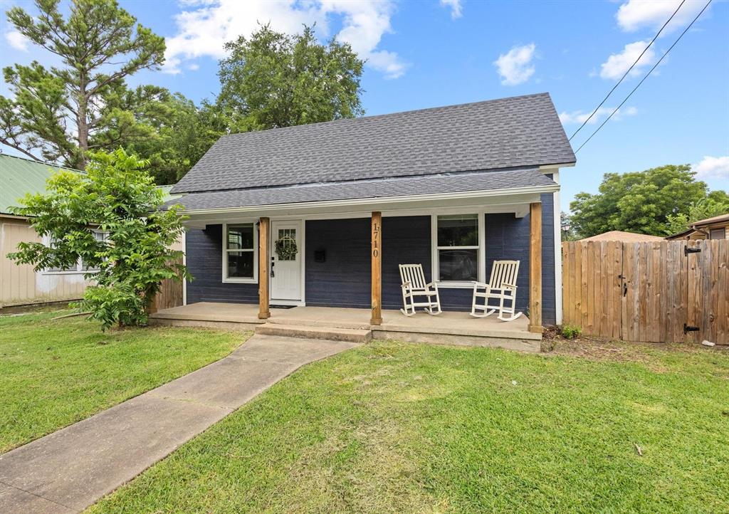 1710 S Walnut Street Property Photo 1