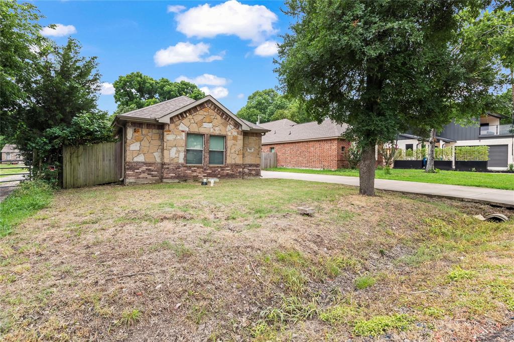 7806 Garner Road Property Photo 3