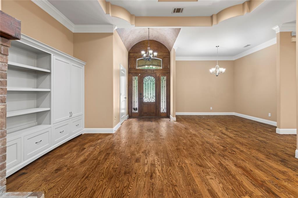 7806 Garner Road Property Photo 4