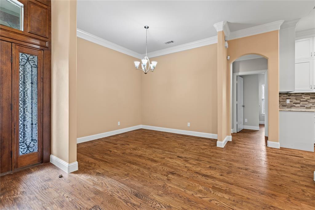 7806 Garner Road Property Photo 5