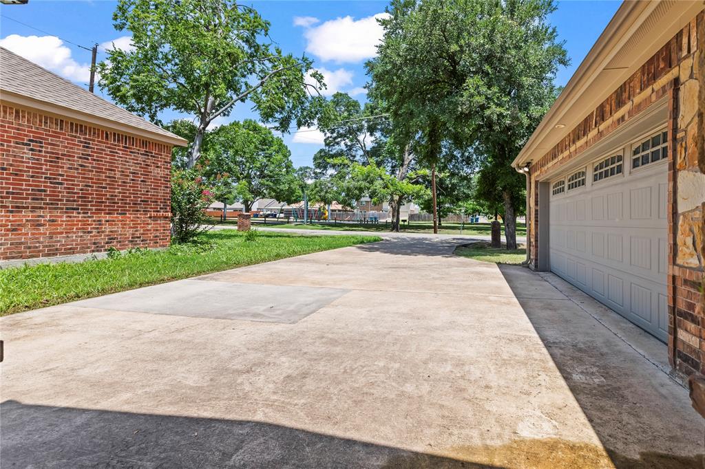 7806 Garner Road Property Photo 31