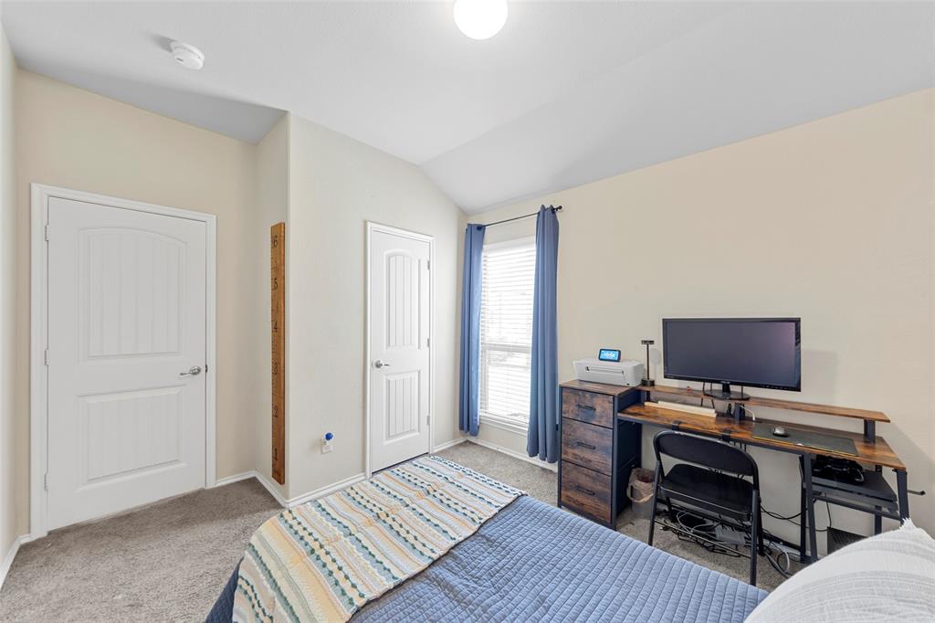 1514 Greenbrier Drive Property Photo 26