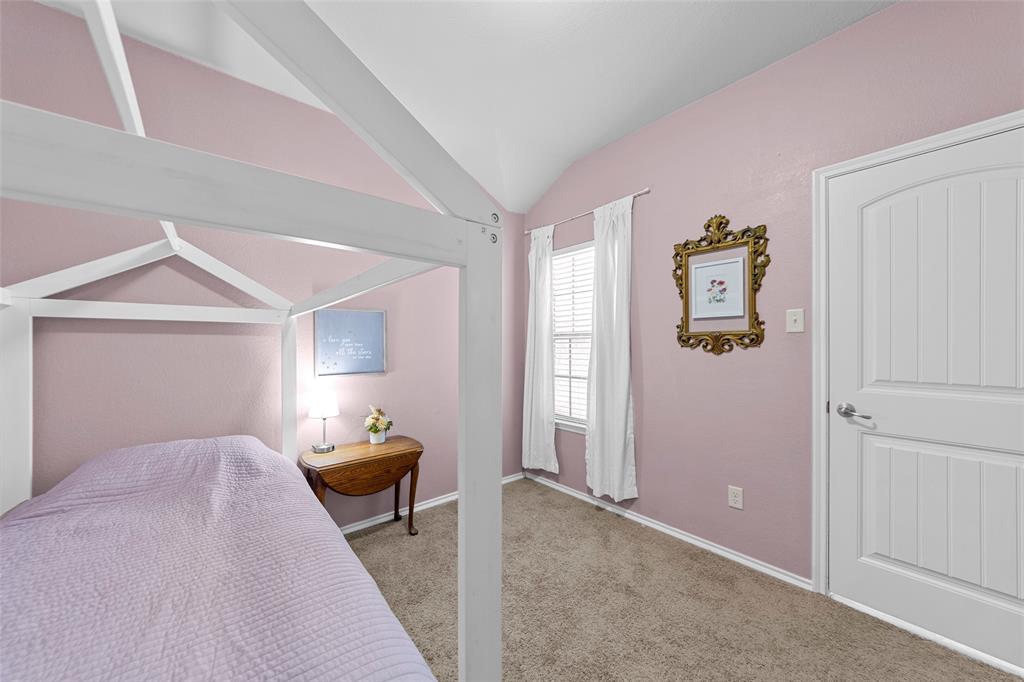 1514 Greenbrier Drive Property Photo 28