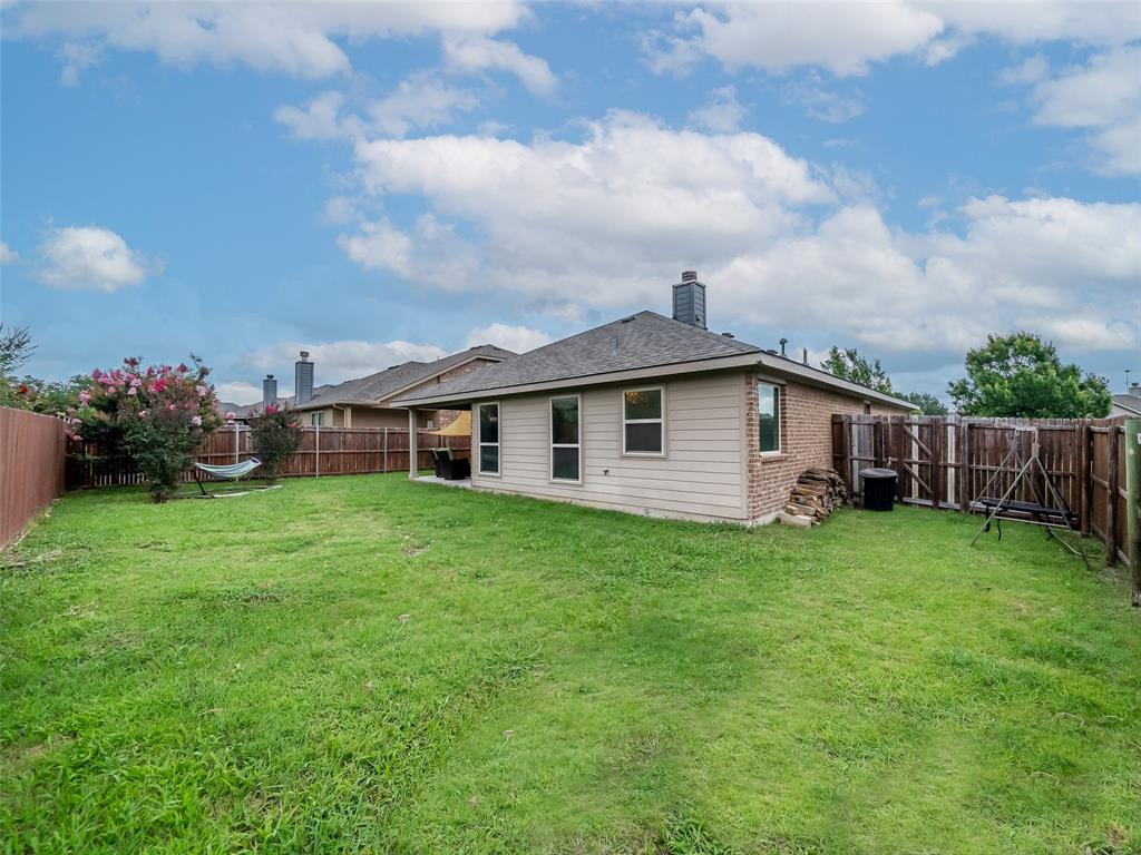 1514 Greenbrier Drive Property Photo 30