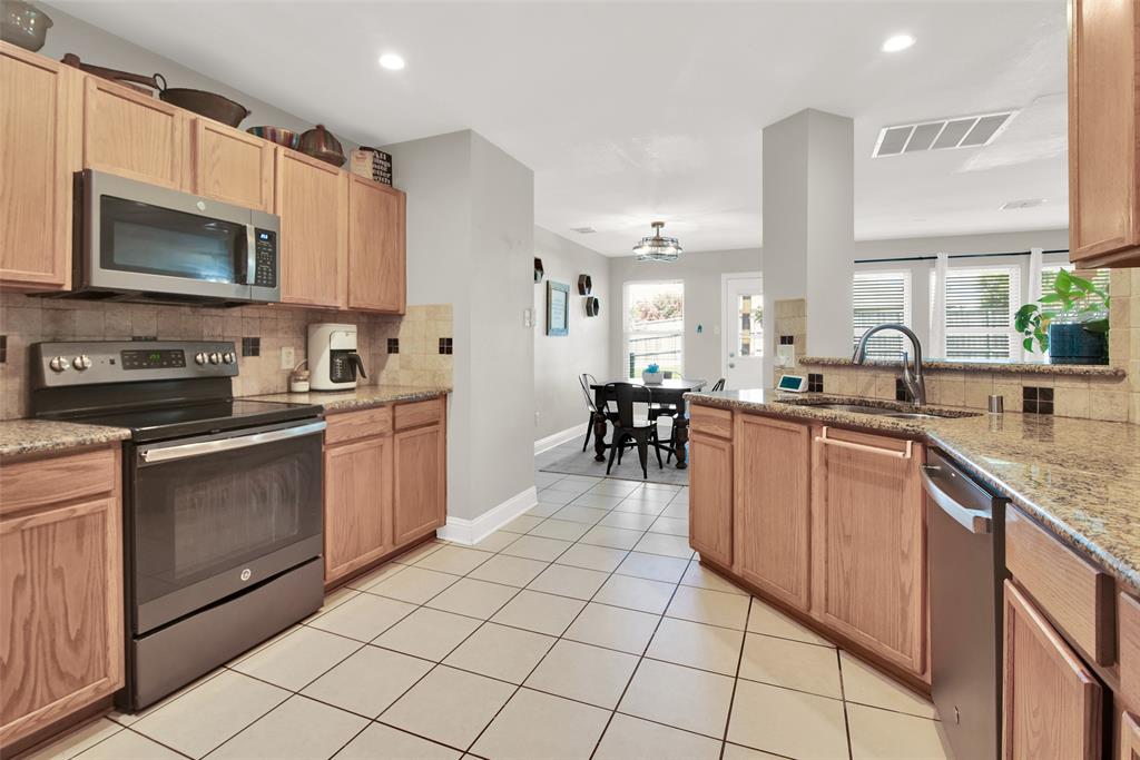 514 Brighton Court Property Photo 1