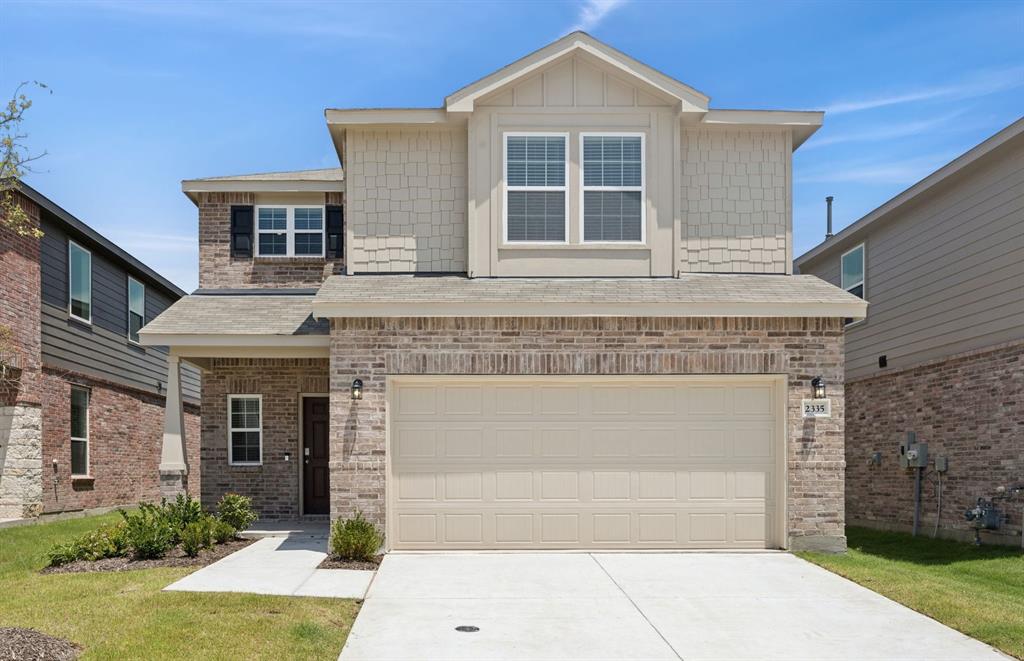 2335 Roundstone Way Property Photo 1