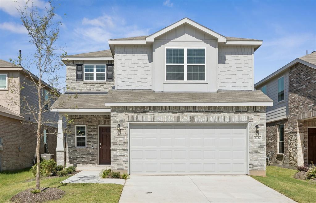 2422 Carlow Lane Property Photo 1