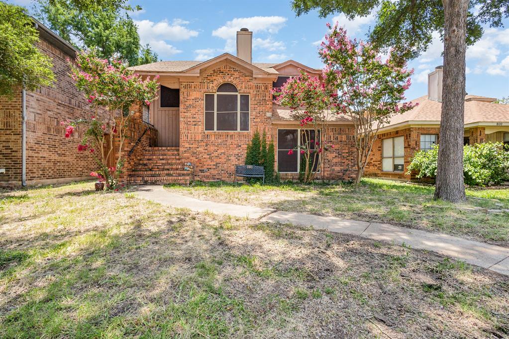 1740 Alameda Drive Property Photo 1