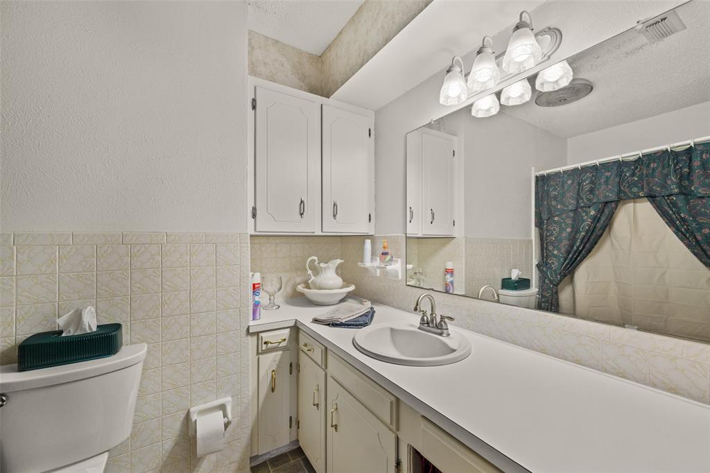 4221 Farm Market 6 Property Photo 16