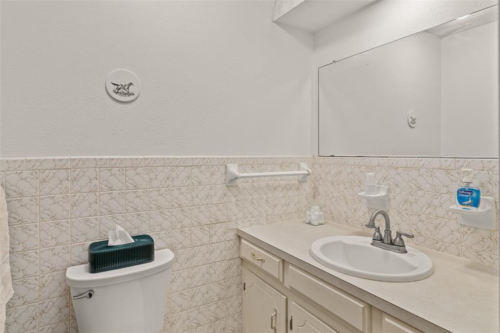 4221 Farm Market 6 Property Photo 17