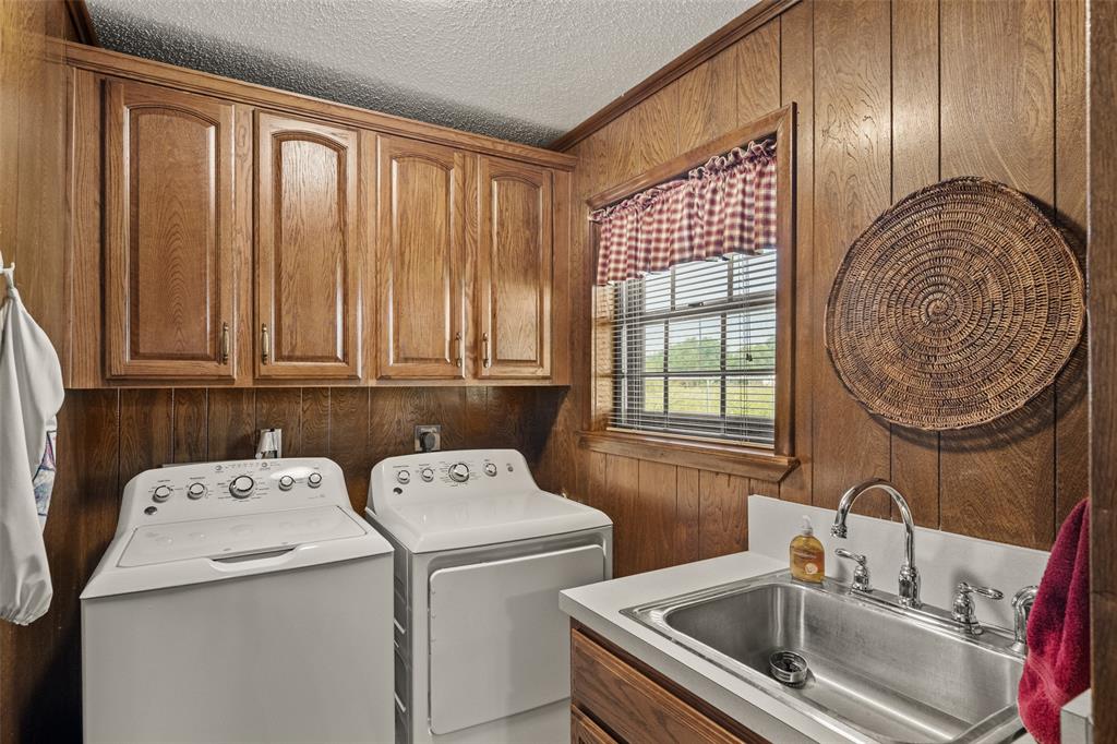 4221 Farm Market 6 Property Photo 22