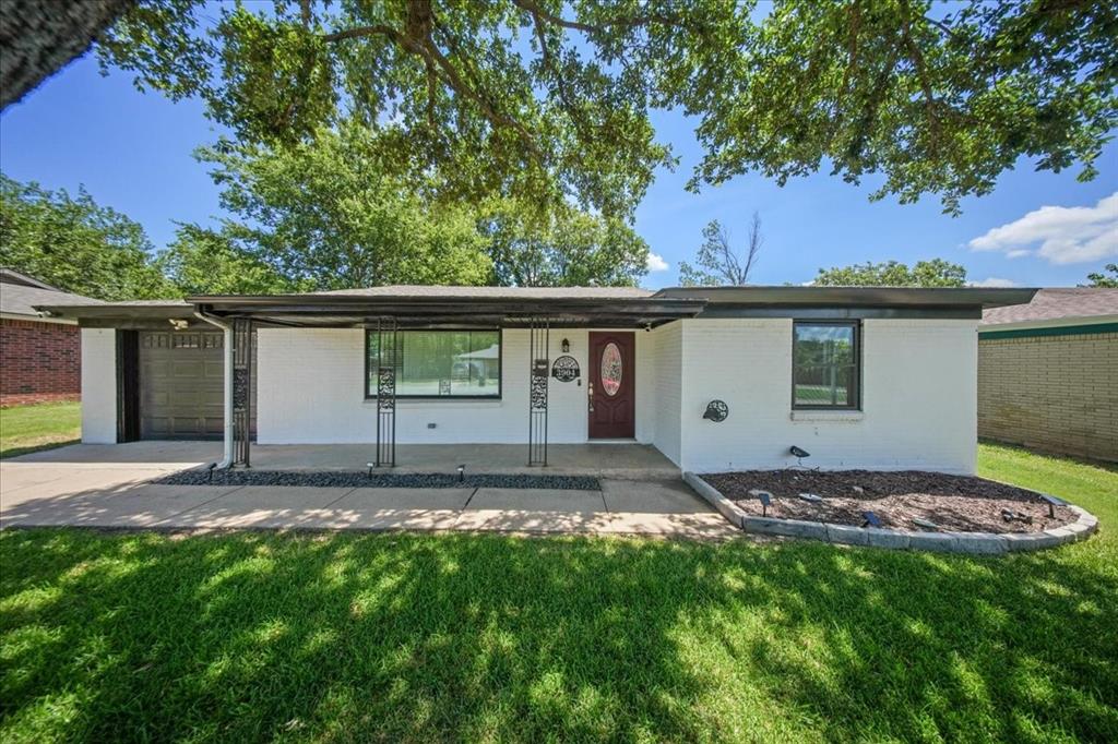 3904 Caddo Trail Property Photo 1
