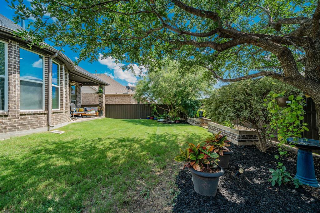 4645 Seabiscuit Street Property Photo 28