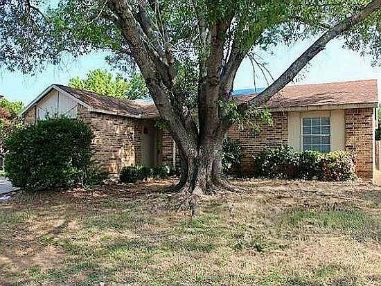 3808 Longmeadow Way Property Photo 1