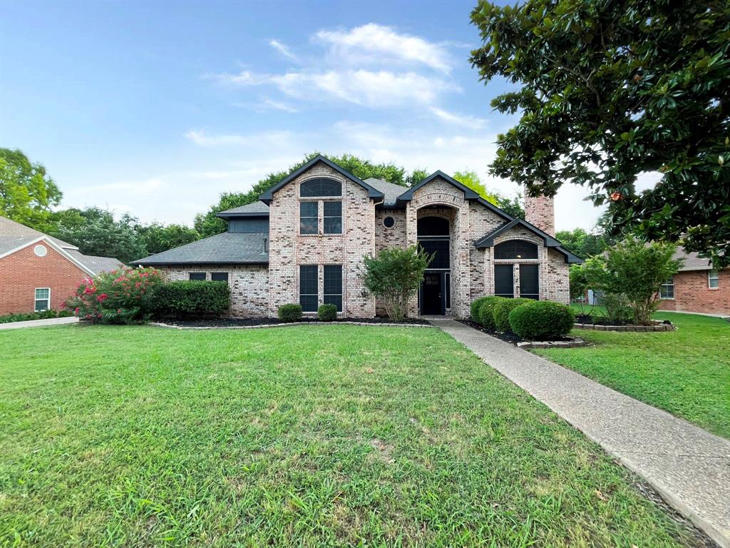 1840 Wind Hill Road Property Photo 1