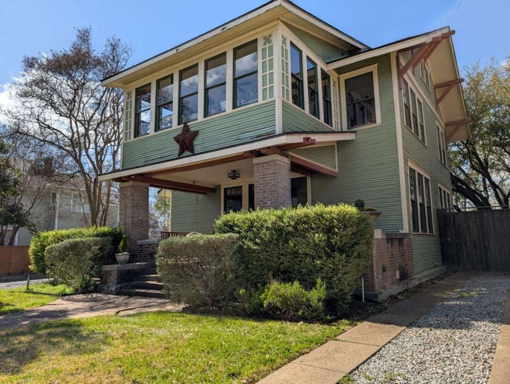 4803 Swiss Avenue Property Photo 1