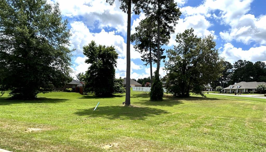 100 Laurel Circle Property Photo 1