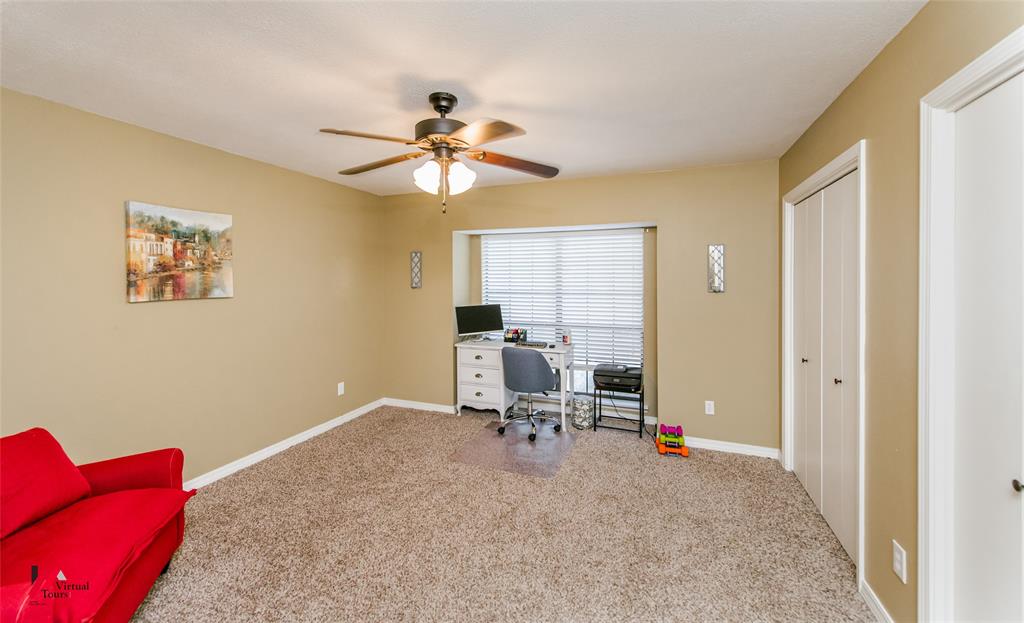 109 Woodcrest Drive Property Photo 10