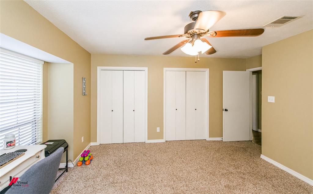 109 Woodcrest Drive Property Photo 11