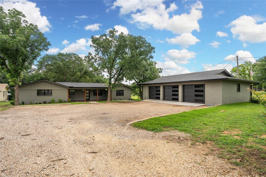 499 County Road 1812 Property Photo 1