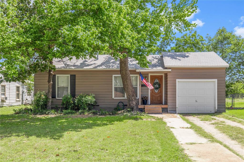 2711 Elizabeth Drive Property Photo 1