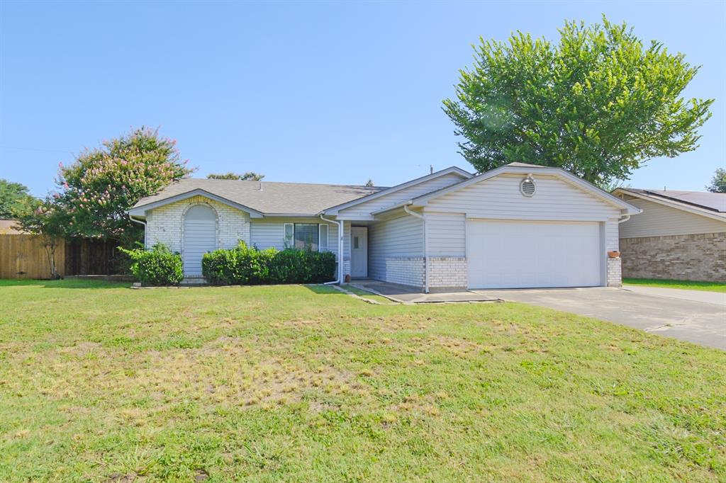 1321 Mercedes Street Property Photo 1