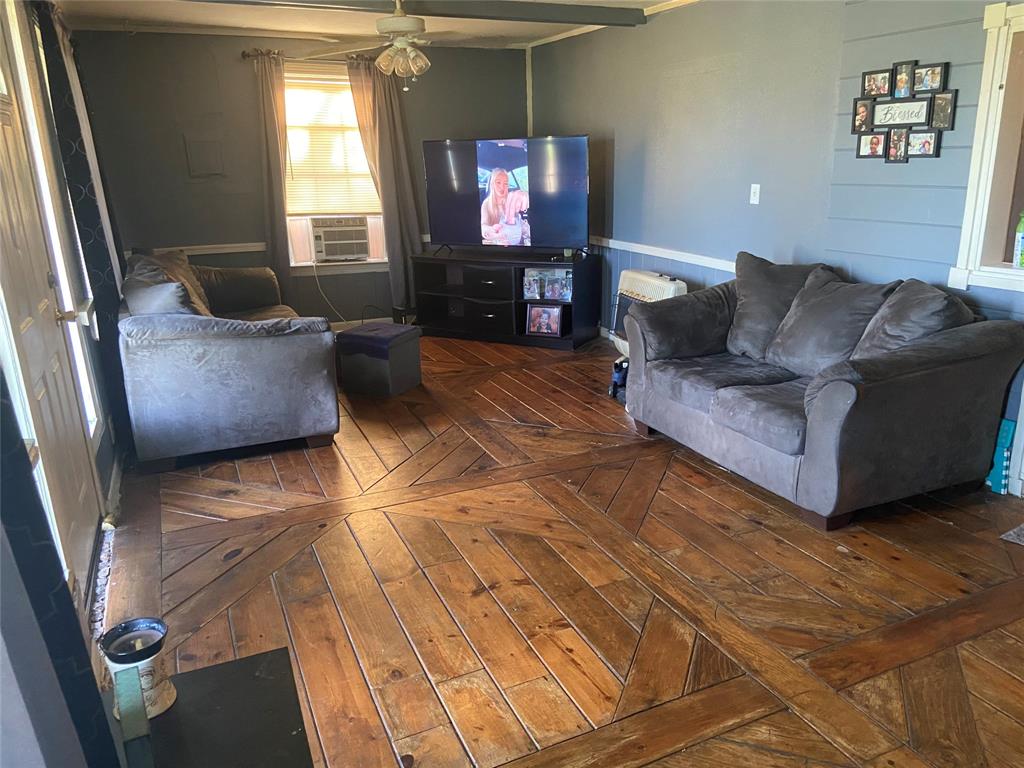1670 Shiloh Property Photo 2