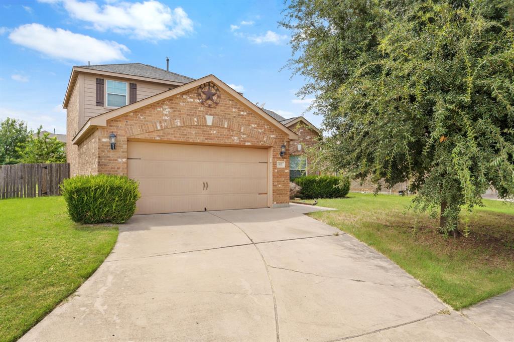412 Buoy Court Property Photo 1