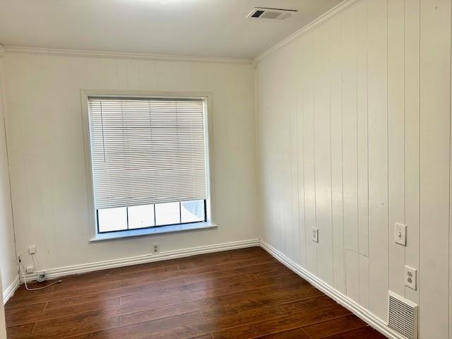 212 S Main Street Property Photo 8