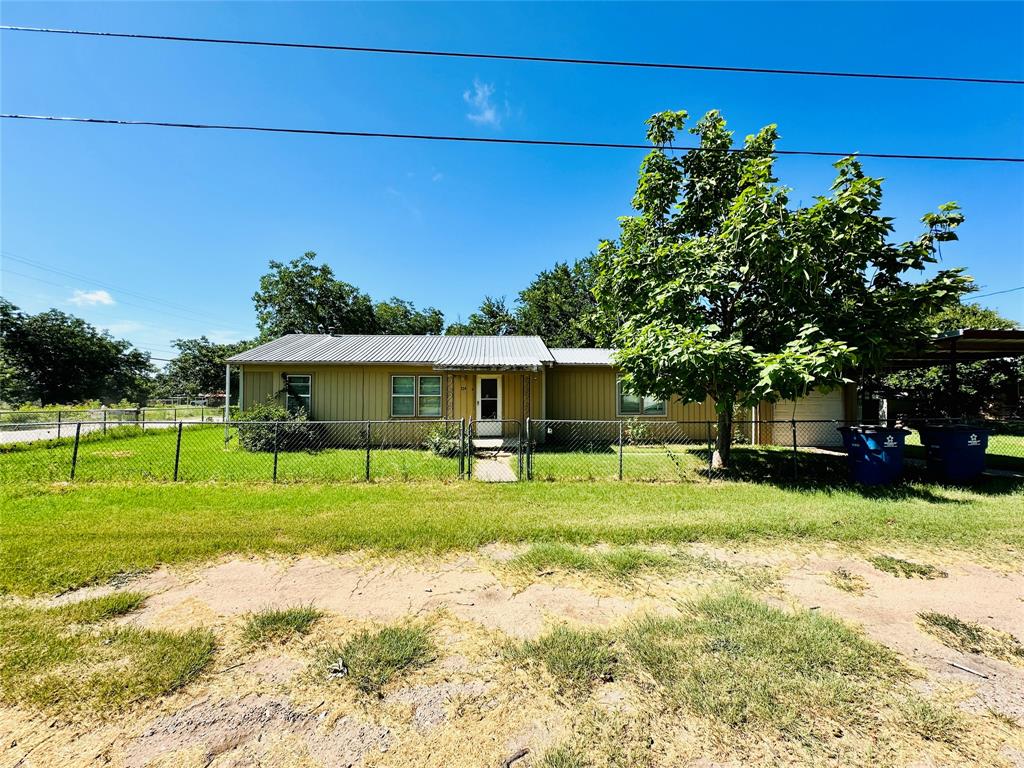 324 7th Street Property Photo 1
