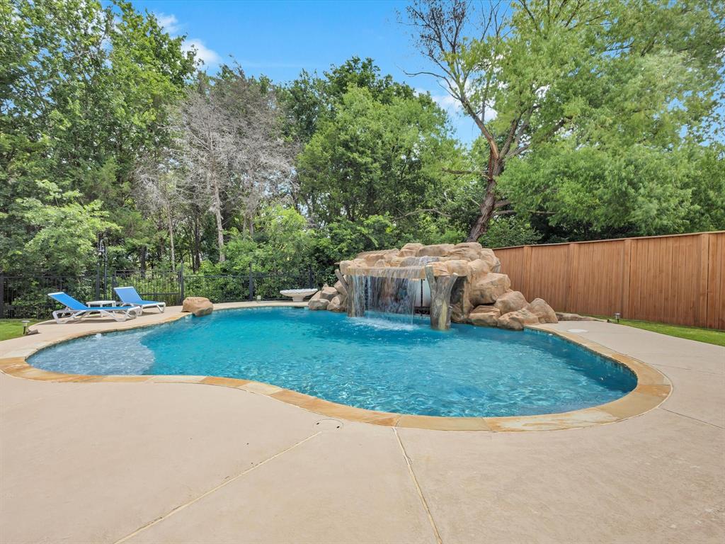 3676 Hawthorne Trail Property Photo 1