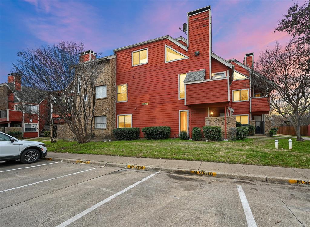 9825 Walnut Street 206 Property Photo 1