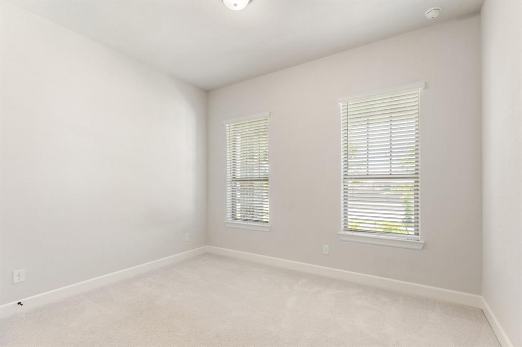 1919 Birch Street Property Photo 9