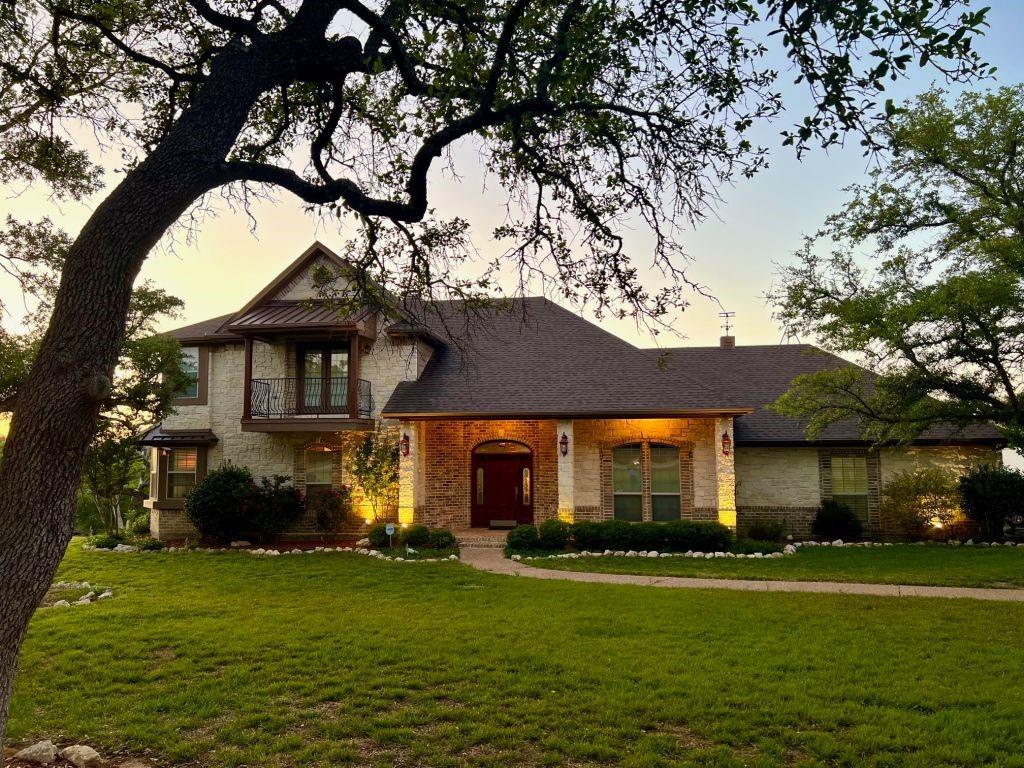 2285 Austin Hines Drive Property Photo 1