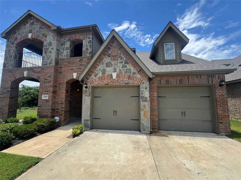 1317 Mountain View Lane Property Photo 1