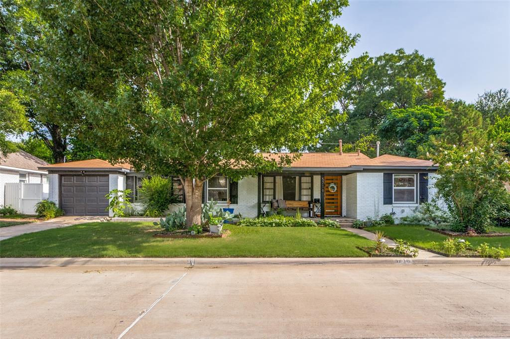 5716 Tracyne Drive Property Photo 1