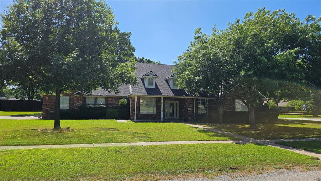 907 N Main Street