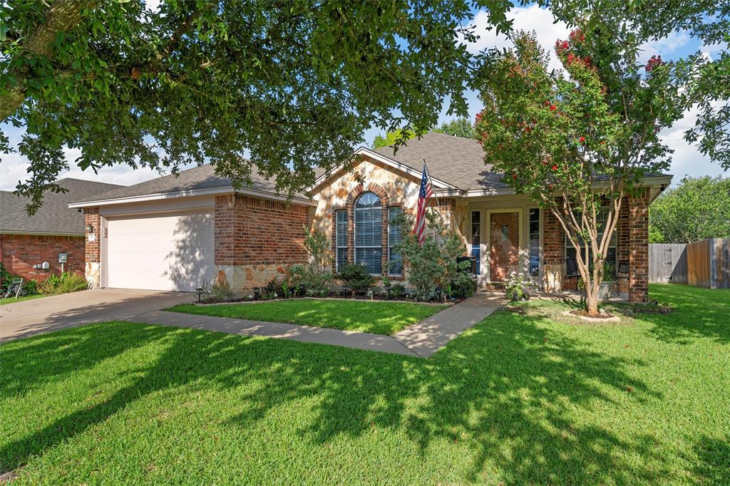 6504 Mundo Drive Property Photo 1