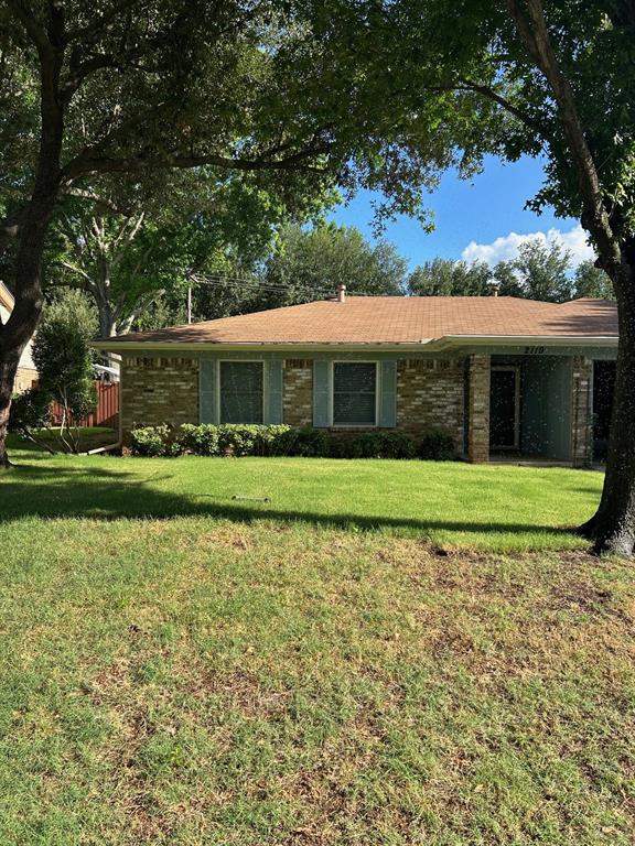 2119 Pecos Drive Property Photo 1