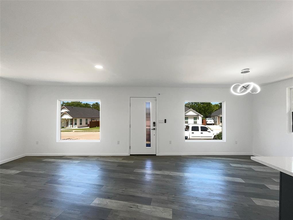 3018 Refugio Avenue Property Photo 3