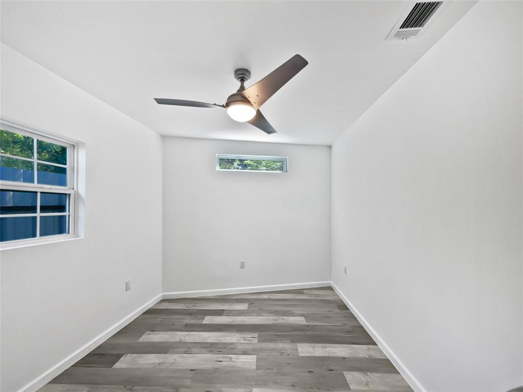 3018 Refugio Avenue Property Photo 17