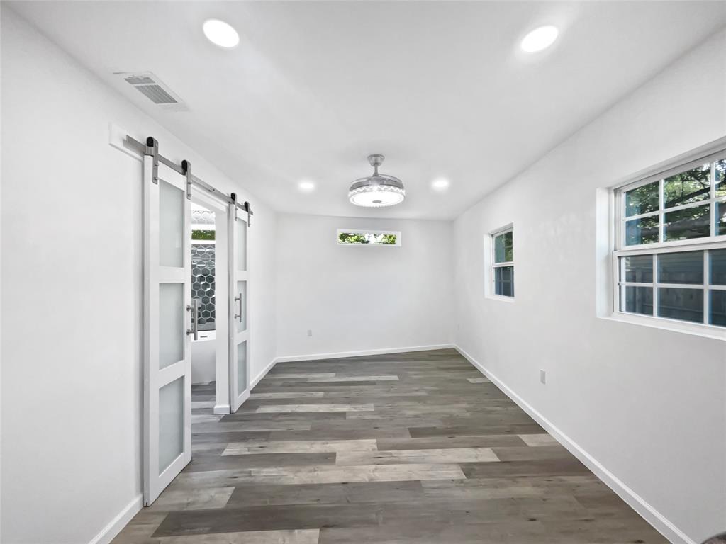3018 Refugio Avenue Property Photo 18