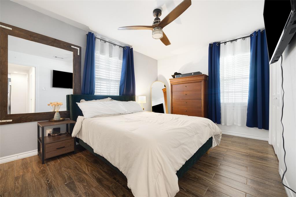 1032 Kings Row Property Photo 18