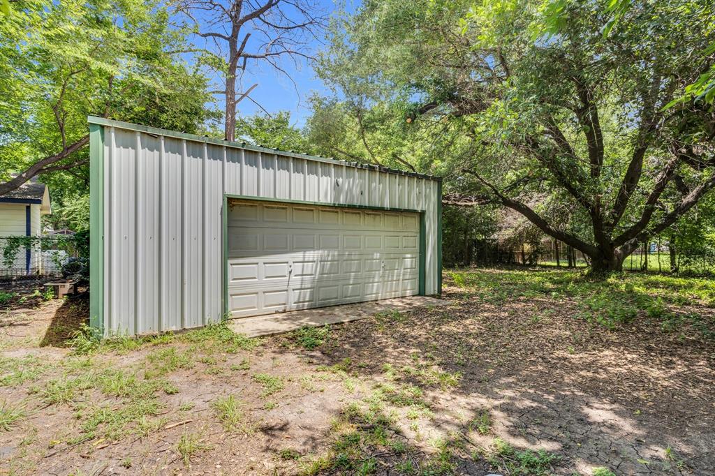 820 Ne 31st Street Property Photo 2