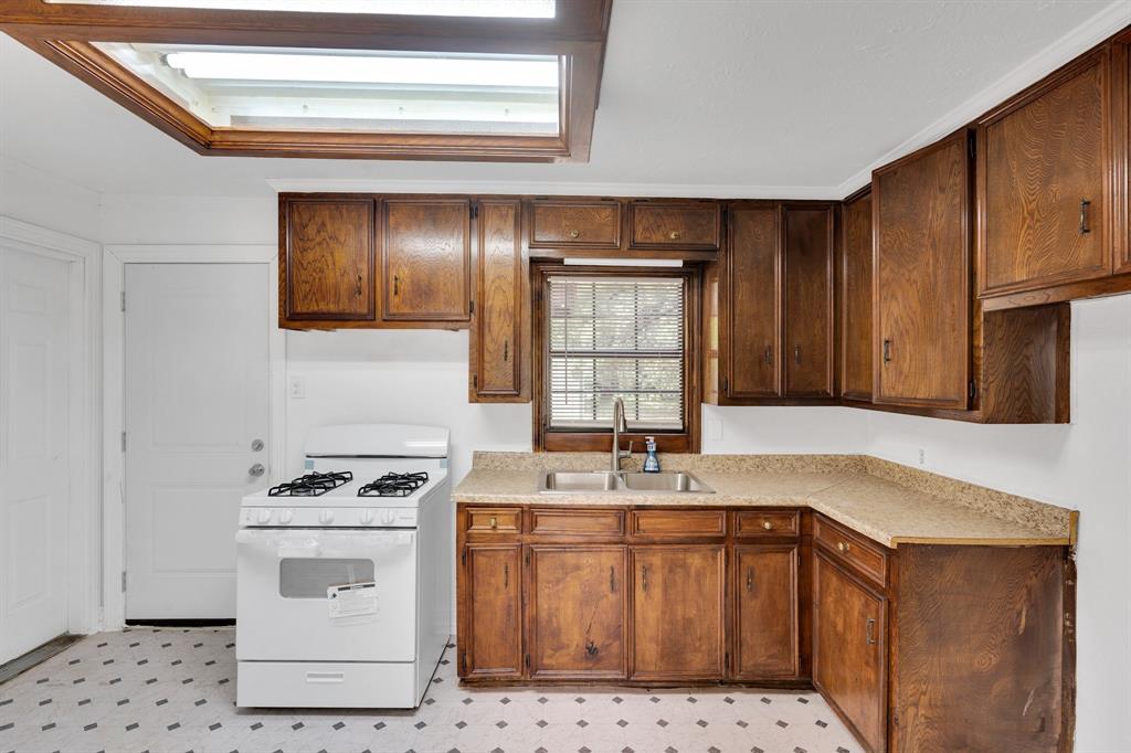 820 Ne 31st Street Property Photo 5