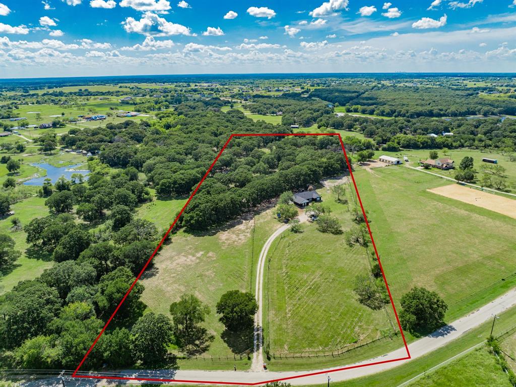 9091 Bluebonnet Drive Property Photo 1