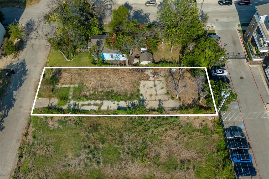 2832 Weisenberger Street Property Photo 2